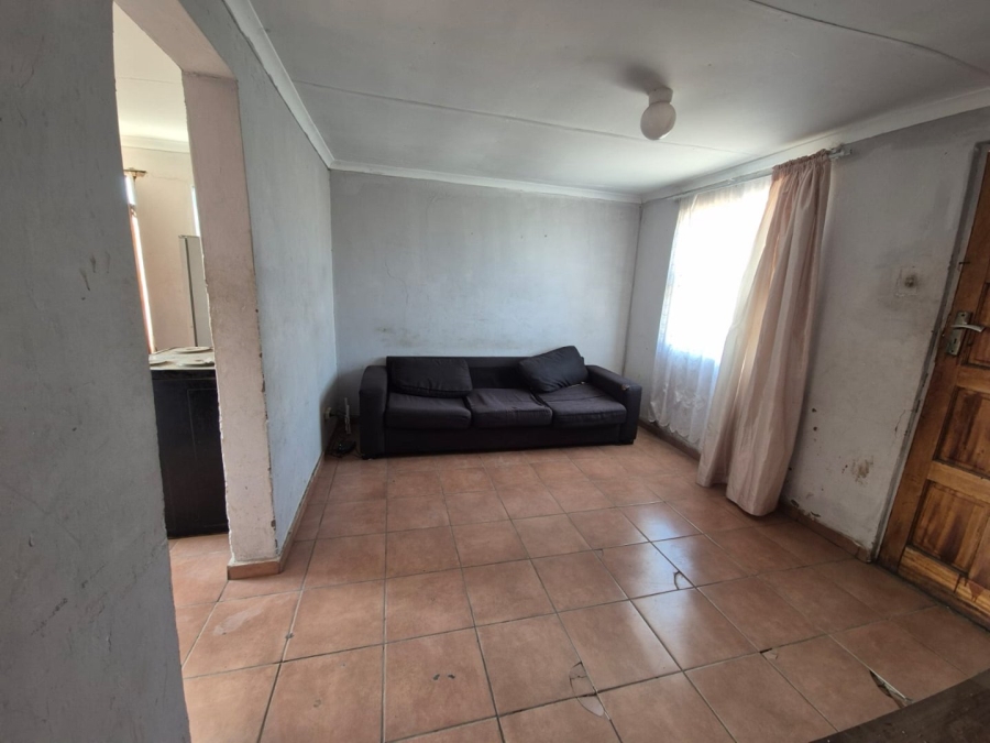 2 Bedroom Property for Sale in Kwazakhele Eastern Cape